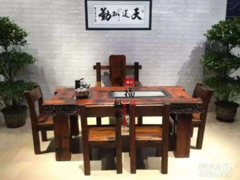 鴻福家具，實(shí)木匠心演繹自然生活美學(xué)